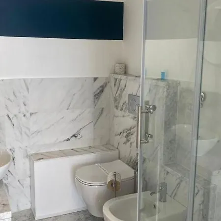 Stupenda Vista Mare Con Finiture Di Lusso Marina Di Carrara